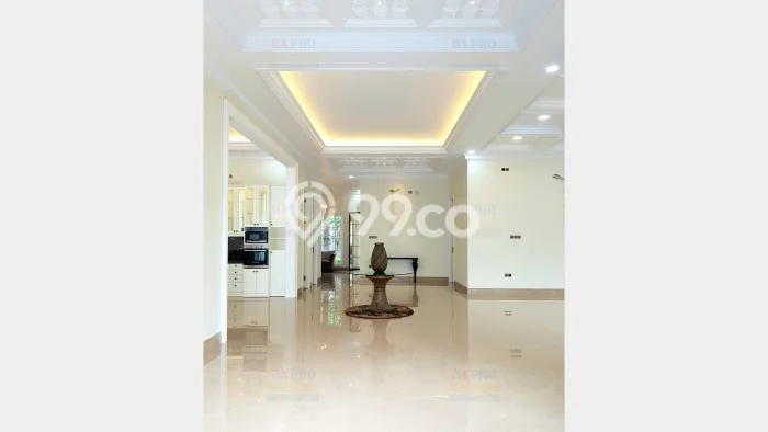 Hunian Elit LB 1050m2 Siap Pakai Desain Elegan di Pondok Indah, Jakarta Selatan Hunian Elit LB 1050m2 Siap Pakai Desain Elegan di Pondok Indah, Jakarta Selatan