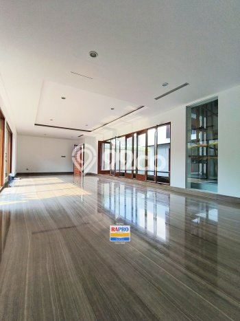 Rumah Luxury Modern Siap Huni di Pondok Indah Jakarta Selatan Rumah Luxury Modern Siap Huni di Pondok Indah Jakarta Selatan
