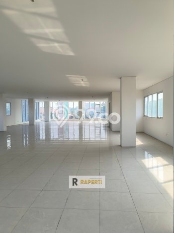 Unit Kantor Dijual di Jakarta Timur LT 756m2 & LB 2107m2 Unit Kantor Dijual di Jakarta Timur LT 756m2 & LB 2107m2