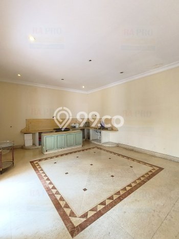 Rumah Luxury Modern Tanpa Renovasi di Pondok Indah Jakarta Selatan Rumah Luxury Modern Tanpa Renovasi di Pondok Indah Jakarta Selatan