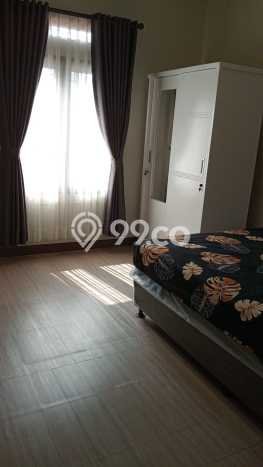 Disewakan! Rumah 3 Kamar Tidur &
2 Kamar Mandi di Cikutra, Bandung Disewakan! Rumah 3 Kamar Tidur &
2 Kamar Mandi di Cikutra, Bandung
