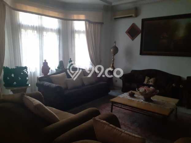 Rumah Elit Modern Tanpa Renovasi di Pondok Indah Jakarta Selatan Rumah Elit Modern Tanpa Renovasi di Pondok Indah Jakarta Selatan