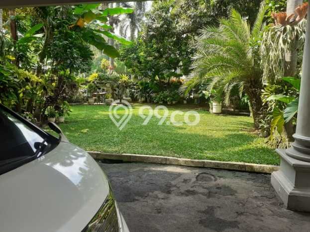 Rumah Elit Modern Tanpa Renovasi di Pondok Indah Jakarta Selatan Rumah Elit Modern Tanpa Renovasi di Pondok Indah Jakarta Selatan