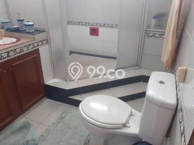 Rumah Elit Modern Tanpa Renovasi di Pondok Indah Jakarta Selatan Rumah Elit Modern Tanpa Renovasi di Pondok Indah Jakarta Selatan