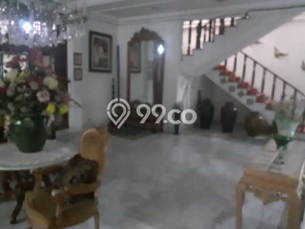 Rumah Elit Modern Tanpa Renovasi di Pondok Indah Jakarta Selatan Rumah Elit Modern Tanpa Renovasi di Pondok Indah Jakarta Selatan