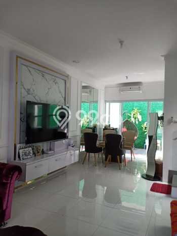 Hunian Cantik Modern Lb 125m2 di Arcamanik, Bandung Hunian Cantik Modern Lb 125m2 di Arcamanik, Bandung