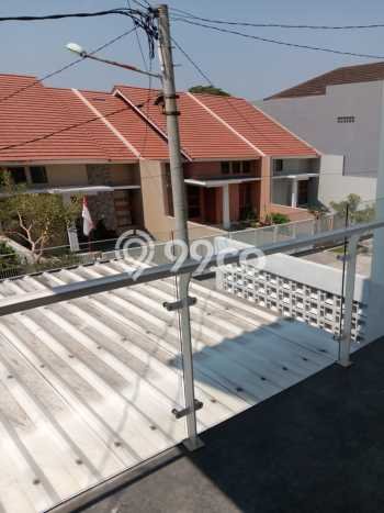 Hunian Cantik Modern Lb 125m2 di Arcamanik, Bandung Hunian Cantik Modern Lb 125m2 di Arcamanik, Bandung