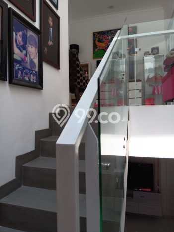 Hunian Cantik Modern Lb 125m2 di Arcamanik, Bandung Hunian Cantik Modern Lb 125m2 di Arcamanik, Bandung