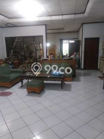 Rumah Mewah LB 600m2 Siap Huni Desain Elegan di Ciwastra, Bandung Rumah Mewah LB 600m2 Siap Huni Desain Elegan di Ciwastra, Bandung