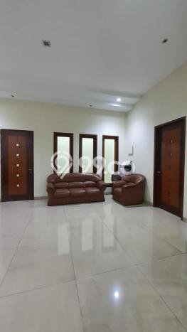 Rumah Elit Modern Tanpa Renovasi di Pantai Indah Kapuk Jakarta Utara Rumah Elit Modern Tanpa Renovasi di Pantai Indah Kapuk Jakarta Utara