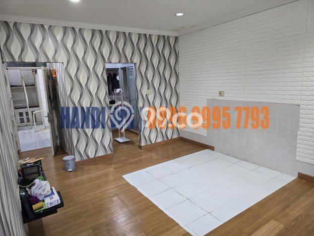Rumah Elit LB 130m2 Siap Pakai Desain Elegan di Muara Karang, Jakarta Utara Rumah Elit LB 130m2 Siap Pakai Desain Elegan di Muara Karang, Jakarta Utara