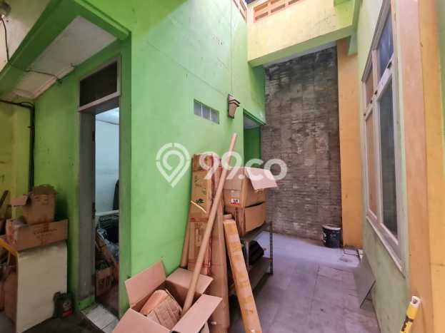 FOR SALE! Ruko di Semarang Tengah Semarang, LT 285m2, LB 400m2 FOR SALE! Ruko di Semarang Tengah Semarang, LT 285m2, LB 400m2
