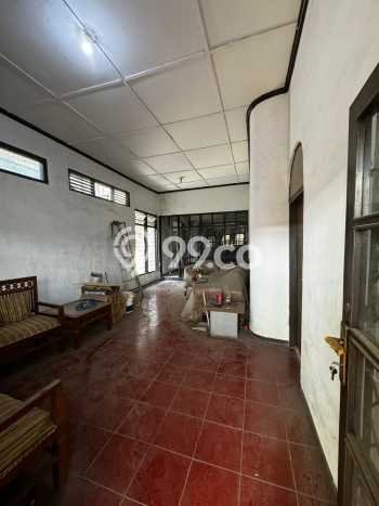 Jual Rumah Bagus Siap Huni LB 210m2 di Candisari, Semarang Jual Rumah Bagus Siap Huni LB 210m2 di Candisari, Semarang