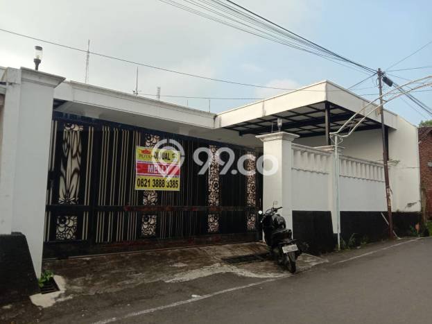 Hunian Mewah Siap Huni LT 645m2 di Tembalang, Semarang Hunian Mewah Siap Huni LT 645m2 di Tembalang, Semarang