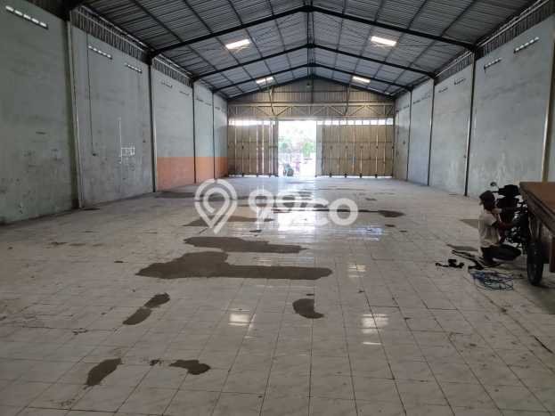FOR SALE! Gudang di Semarang Timur Semarang, LT 775m2, LB 700m2 FOR SALE! Gudang di Semarang Timur Semarang, LT 775m2, LB 700m2