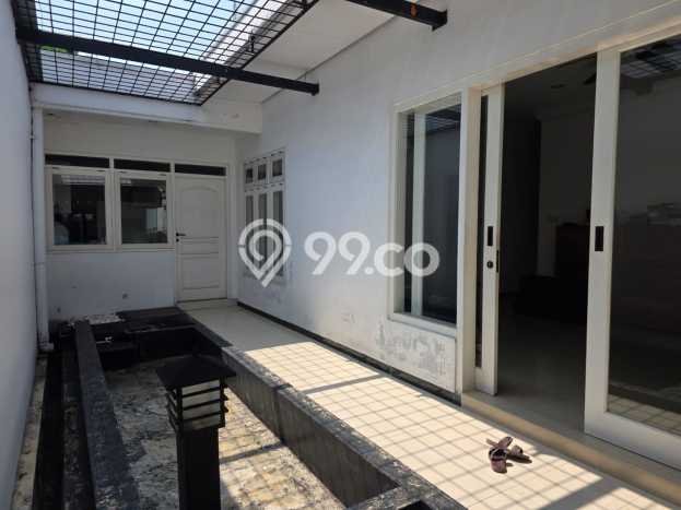 Hunian Mewah Siap Huni LT 645m2 di Tembalang, Semarang Hunian Mewah Siap Huni LT 645m2 di Tembalang, Semarang