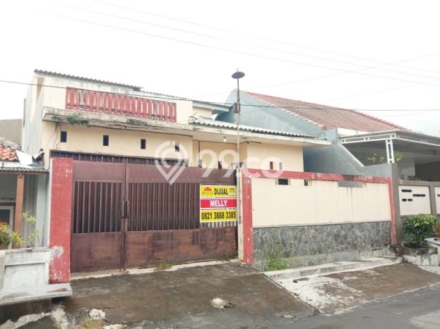For Sale Rumah 6 Kamar Lokasi Strategis Bagus dan Strategis di Semarang Timur For Sale Rumah 6 Kamar Lokasi Strategis Bagus dan Strategis di Semarang Timur