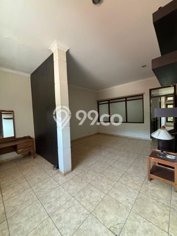 Jual Rumah Bagus Siap Huni LB 200m2 di Gunung Pati, Semarang Jual Rumah Bagus Siap Huni LB 200m2 di Gunung Pati, Semarang
