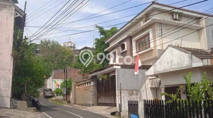 Siap Huni Rumah Mewah 5 Kamar di Banyumanik Dekat ke Mana Pun Siap Huni Rumah Mewah 5 Kamar di Banyumanik Dekat ke Mana Pun