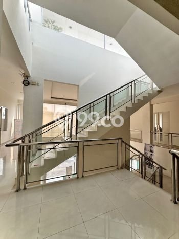 Kantor Kawasan Premium di Tunjungan, Luas 1737m2m², Jalan Raya Kantor Kawasan Premium di Tunjungan, Luas 1737m2m², Jalan Raya
