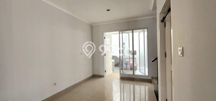 Dijual Rumah Modern 3 KT di Gading Serpong Cluster Bohemia, Tangerang Dijual Rumah Modern 3 KT di Gading Serpong Cluster Bohemia, Tangerang