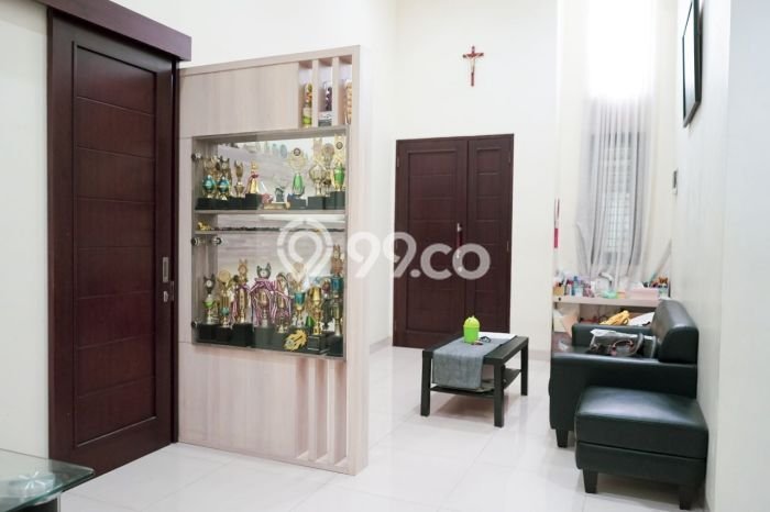 Jual Rumah Mewah Megah Dengan View Eksklusif di Alam Sutera, Tangerang Jual Rumah Mewah Megah Dengan View Eksklusif di Alam Sutera, Tangerang