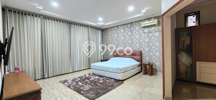 Rumah Luxury Modern Tanpa Renovasi di Alam Sutera Tangerang Rumah Luxury Modern Tanpa Renovasi di Alam Sutera Tangerang