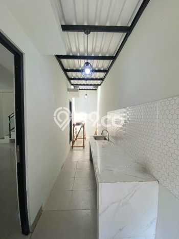 Rumah Strategis Modern Lb 63m2 di BSD, Tangerang Selatan Rumah Strategis Modern Lb 63m2 di BSD, Tangerang Selatan