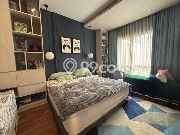 Rumah Mewah LB 286m2 Siap Huni Desain Elegan di Gading Serpong, Tangerang Rumah Mewah LB 286m2 Siap Huni Desain Elegan di Gading Serpong, Tangerang