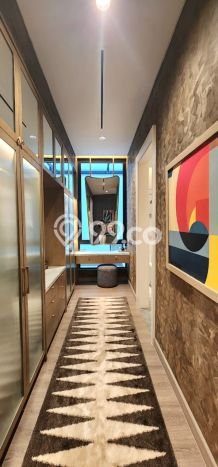 Rumah Mewah LB 398m2 Siap Pakai Desain Elegan di Alam Sutera, Tangerang Rumah Mewah LB 398m2 Siap Pakai Desain Elegan di Alam Sutera, Tangerang