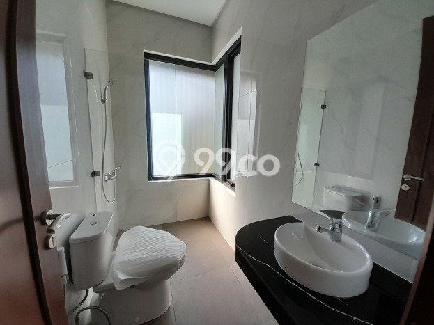 Hot Offer Hunian Mewah Ideal dan Luas di BSD, Tangerang Selatan Hot Offer Hunian Mewah Ideal dan Luas di BSD, Tangerang Selatan