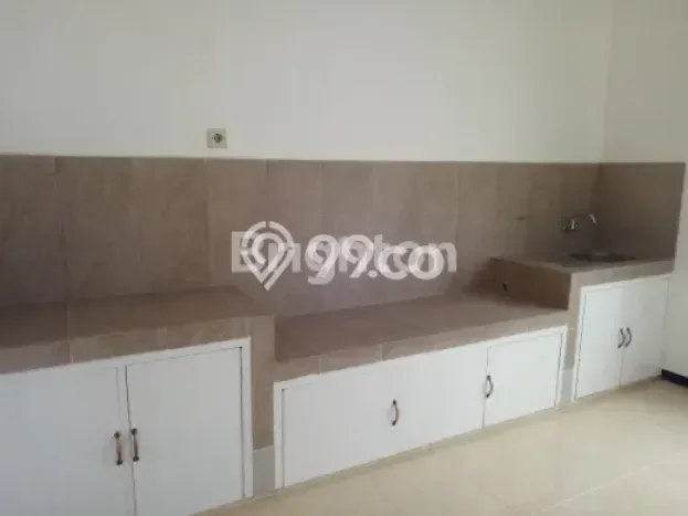 Rumah Tenang area , 2 KM, Luas 108m2m² LB 90m2m² Rumah Tenang area , 2 KM, Luas 108m2m² LB 90m2m²