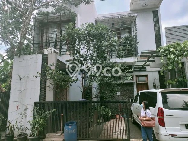 For Sale Rumah 3 Kamar Lokasi Ideal Bagus dan Strategis di Jagakarsa For Sale Rumah 3 Kamar Lokasi Ideal Bagus dan Strategis di Jagakarsa