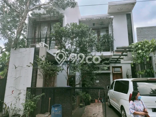 For Sale Rumah 3 Kamar Lokasi Ideal Bagus dan Strategis di Jagakarsa For Sale Rumah 3 Kamar Lokasi Ideal Bagus dan Strategis di Jagakarsa