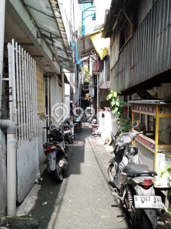 Rumah Kost untuk Dijual di Mangga Dua Punya 52 Kamar Rumah Kost untuk Dijual di Mangga Dua Punya 52 Kamar