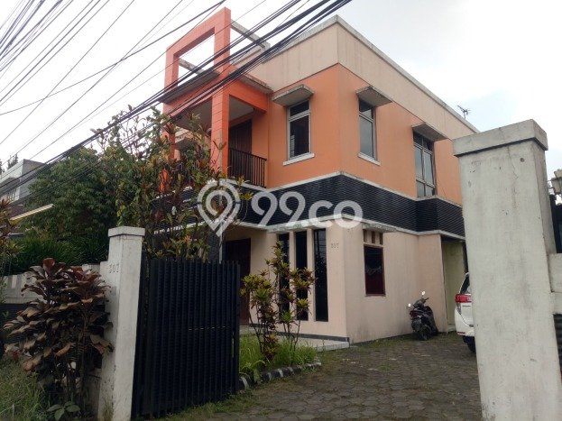 Unit Ruko Dijual di Bandung LT 387m2 & LB 241m2 Unit Ruko Dijual di Bandung LT 387m2 & LB 241m2