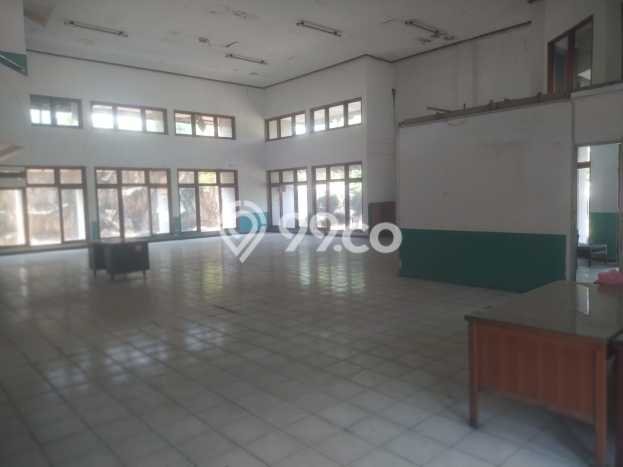 Kantor Dijual di Prime Area Surabaya Luas 1200m2 Kantor Dijual di Prime Area Surabaya Luas 1200m2