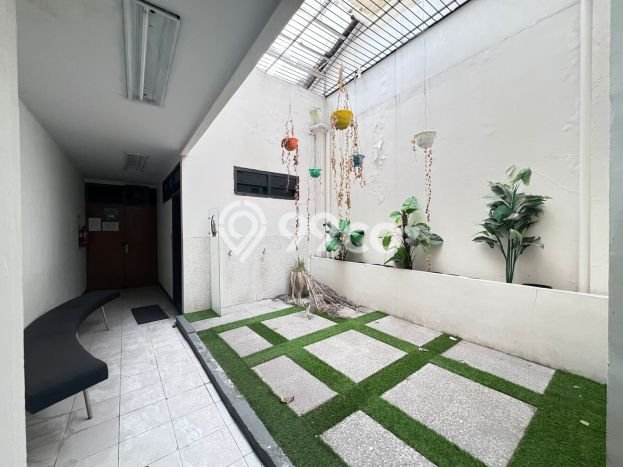 AREA PREMIUM! Kantor Kawasan Kapasan, Luas 940m2m², Kawasan Bisnis AREA PREMIUM! Kantor Kawasan Kapasan, Luas 940m2m², Kawasan Bisnis