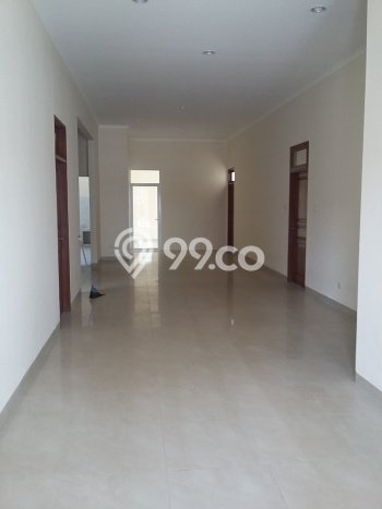 LOKASI STRATEGIS! Rumah kawasan Sektor 1C-Gading Serpong, Dekat Stasiun, 4 KT, LT 300m² LB 250m² LOKASI STRATEGIS! Rumah kawasan Sektor 1C-Gading Serpong, Dekat Stasiun, 4 KT, LT 300m² LB 250m²