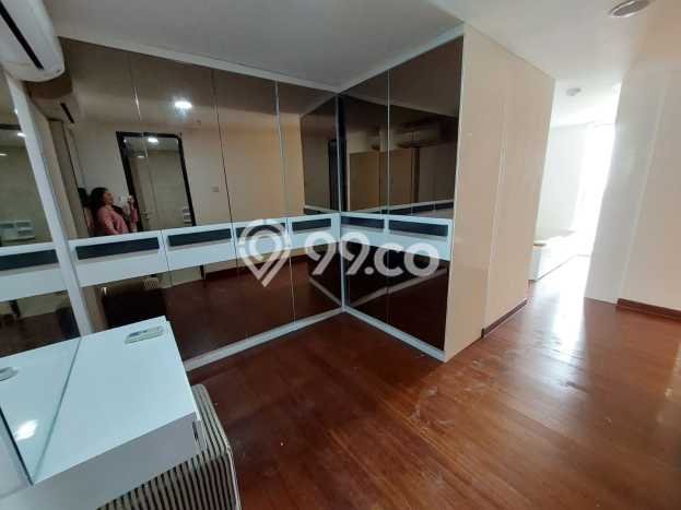 Disewakan Apartemen Minimalis 415m2 Punya 4 KT, 3 KM, Lokasi di Kemayoran Disewakan Apartemen Minimalis 415m2 Punya 4 KT, 3 KM, Lokasi di Kemayoran