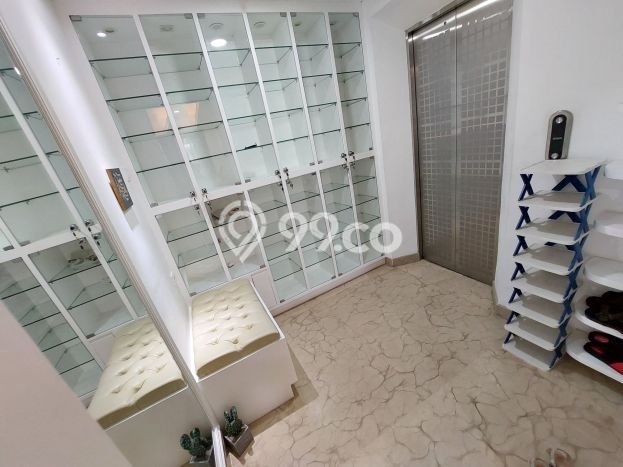 Jarang Ada! Unit Apartemen Hemat di Kemayoran, Jakarta Pusat 2 Kamar Tidur dan 2 Kamar Mandi Jarang Ada! Unit Apartemen Hemat di Kemayoran, Jakarta Pusat 2 Kamar Tidur dan 2 Kamar Mandi