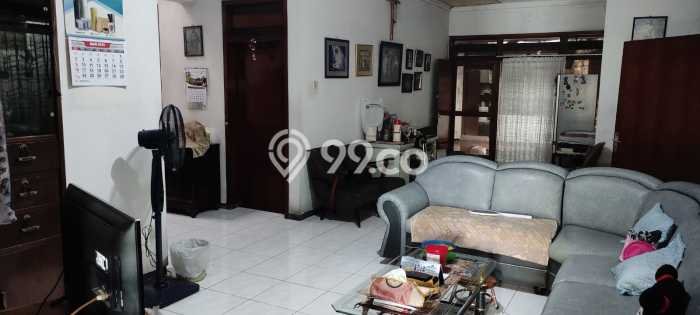 Rumah Minimalis 4 KT LT 330m2 di Surabaya Kota Rumah Minimalis 4 KT LT 330m2 di Surabaya Kota