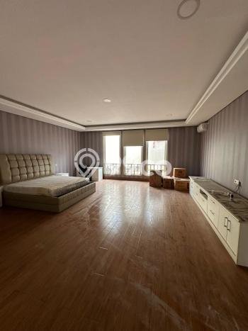 Rumah Eksklusif Siap Huni LT 450m2 di Wiyung, Surabaya Rumah Eksklusif Siap Huni LT 450m2 di Wiyung, Surabaya