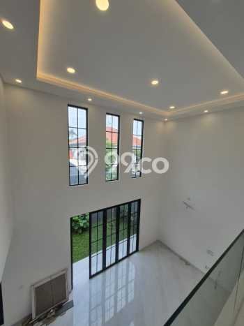 Hunian Mewah LB 400m2 Siap Huni Desain Elegan di Citraland, Surabaya Hunian Mewah LB 400m2 Siap Huni Desain Elegan di Citraland, Surabaya