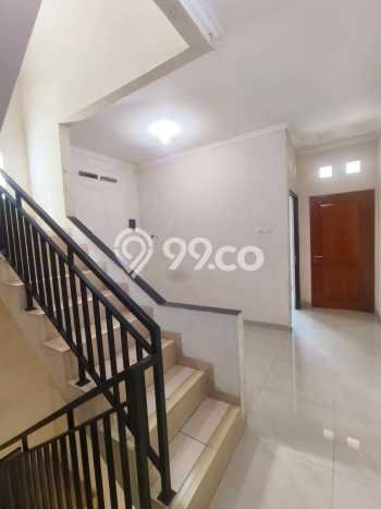Disewakan! Rumah 4 Kamar Tidur &
3 Kamar Mandi di Tanjung Duren, Jakarta Barat Disewakan! Rumah 4 Kamar Tidur &
3 Kamar Mandi di Tanjung Duren, Jakarta Barat