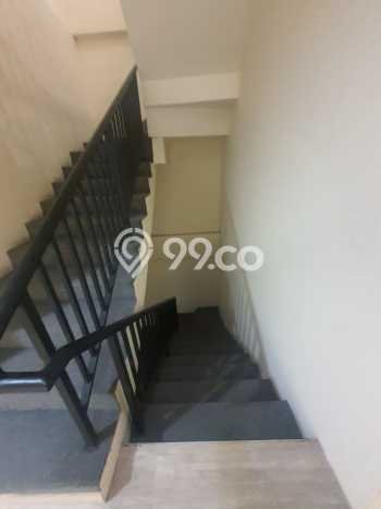 LOKASI STRATEGIS! Ruko di Serpong, Luas 150m², Pusat Bisnis, Jalan Utama LOKASI STRATEGIS! Ruko di Serpong, Luas 150m², Pusat Bisnis, Jalan Utama