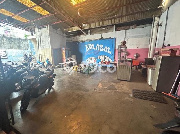 LOKASI PREMIUM! Pabrik di Slipi, Luas 2306m², Jalan Utama LOKASI PREMIUM! Pabrik di Slipi, Luas 2306m², Jalan Utama
