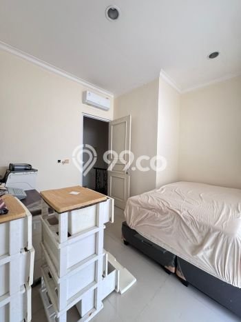 Rumah Luas Asri 2 KT Siap Huni di Green Lake City Jakarta Barat Rumah Luas Asri 2 KT Siap Huni di Green Lake City Jakarta Barat