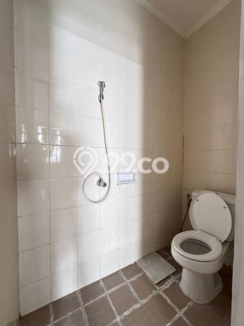 Rumah Luas Asri 2 KT Siap Huni di Green Lake City Jakarta Barat Rumah Luas Asri 2 KT Siap Huni di Green Lake City Jakarta Barat