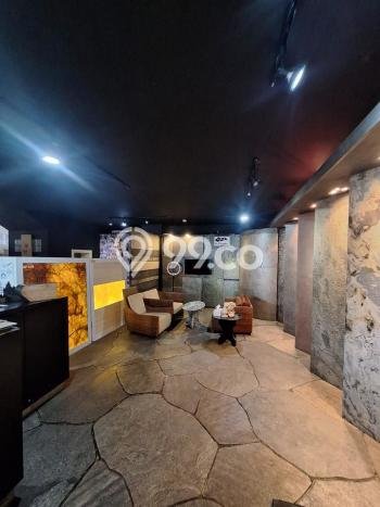 LOKASI PREMIUM! Kantor di Cipondoh, Luas 1762m², Jalan Utama, Kawasan Bisnis LOKASI PREMIUM! Kantor di Cipondoh, Luas 1762m², Jalan Utama, Kawasan Bisnis